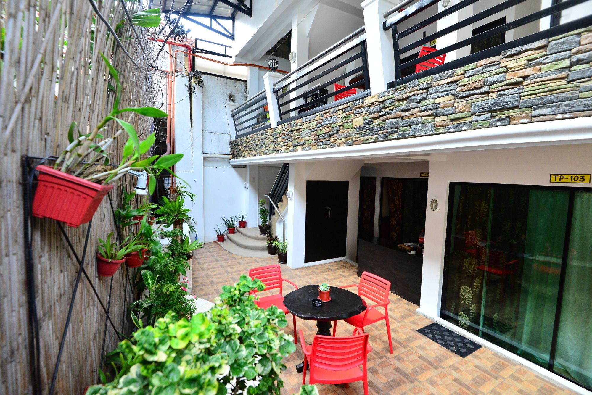 A Pousada Travellers Pad Boracay Balabag  Exterior foto