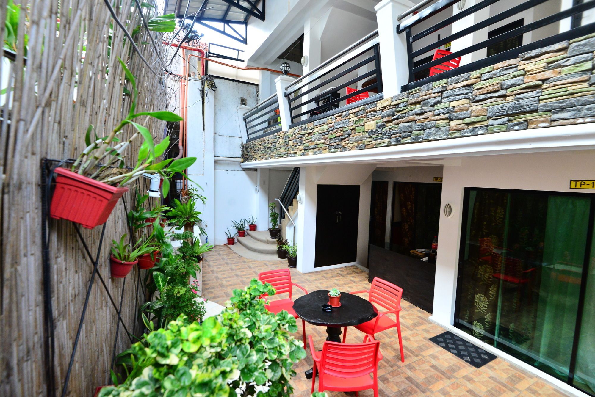 A Pousada Travellers Pad Boracay Balabag  Exterior foto